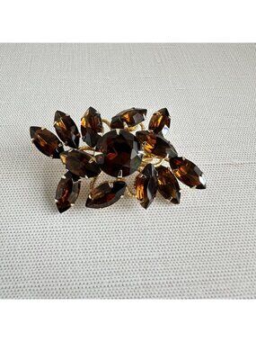Topaz Rhinestone Brooch Gold Tone Marquise Prong Set 1960s 2.5"